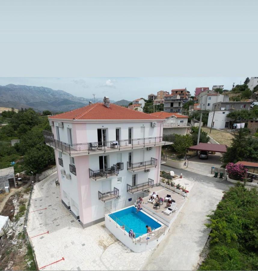 Aaa Anic Amazing Apartments Deluxe Split Exterior photo